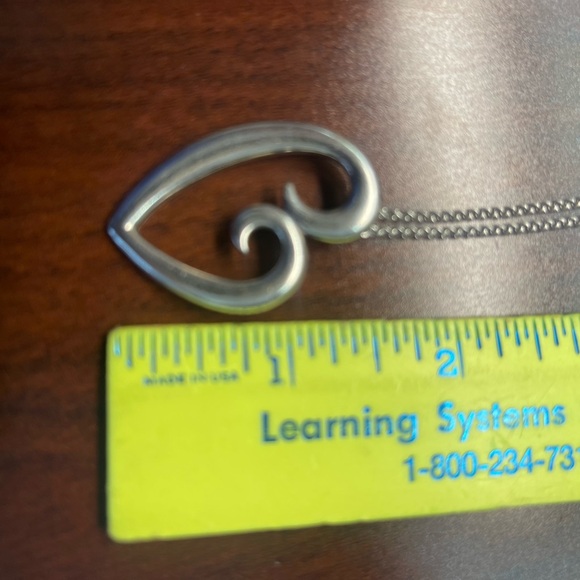 James Avery Mother’s Love Silver Pendant Necklace - Picture 4 of 6